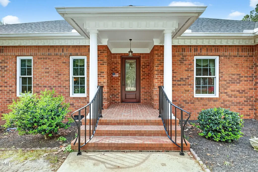 3400 Queen Ann Drive Clayton NC 27527
