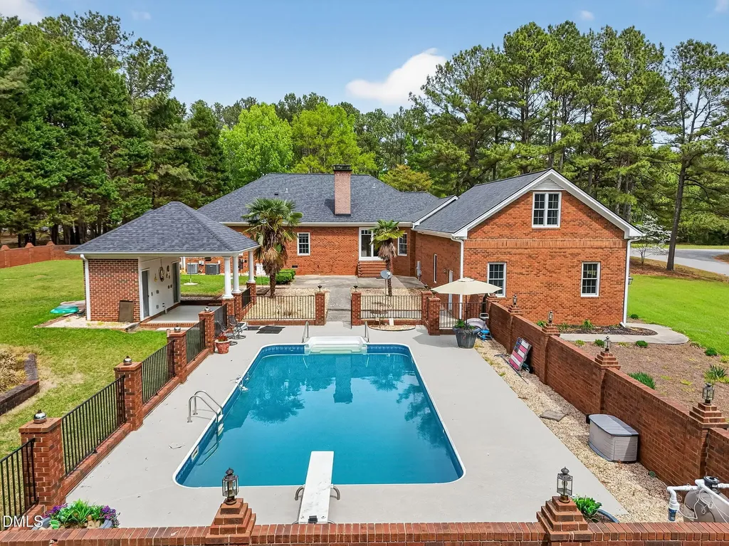 3400 Queen Ann Drive Clayton NC 27527