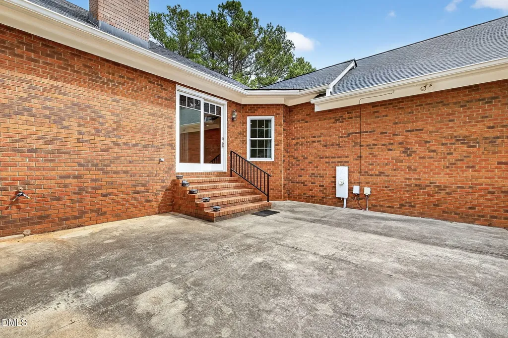 3400 Queen Ann Drive Clayton NC 27527