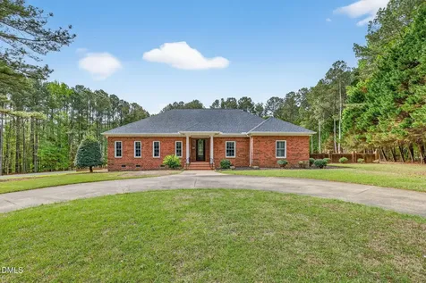 3400 Queen Ann Drive Clayton NC 27527