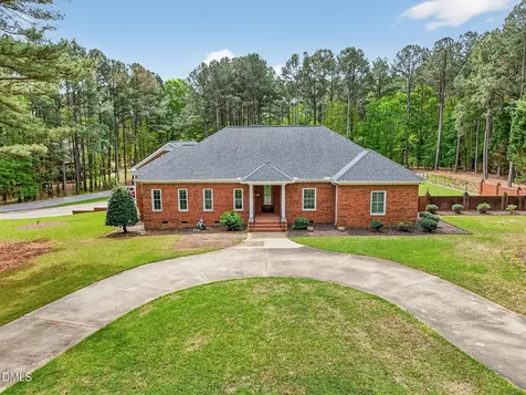 3400 Queen Ann Drive Clayton NC 27527