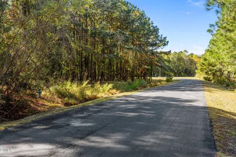 48 Tarpon Pointe Road Bath NC 27808