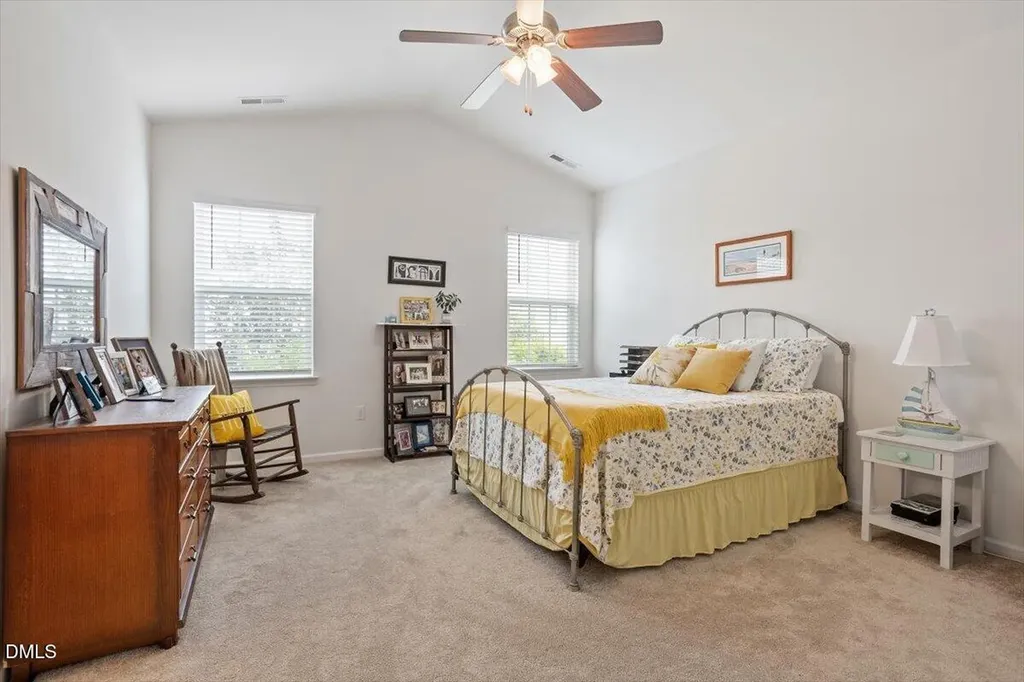 145 S Great White Way Clayton NC 27527