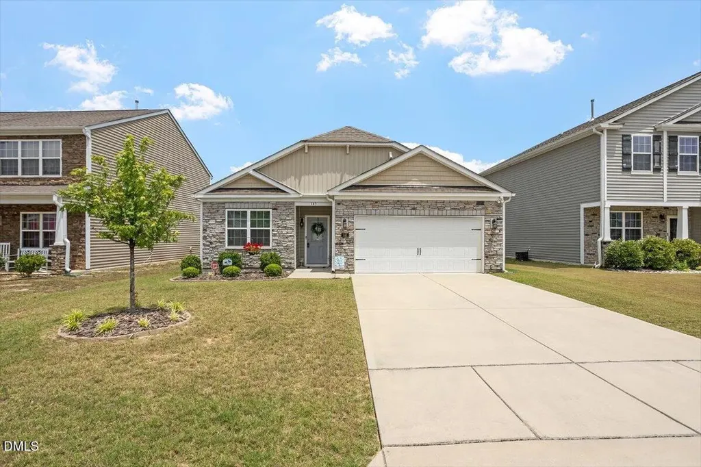 145 S Great White Way Clayton NC 27527