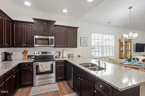 145 S Great White Way Clayton NC 27527