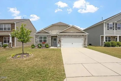 145 S Great White Way Clayton NC 27527