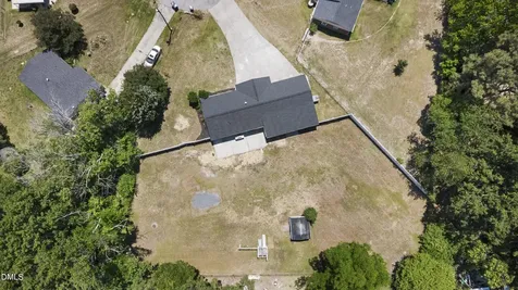 2612 Sapona Circle Sanford NC 27332