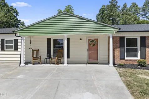 2612 Sapona Circle Sanford NC 27332