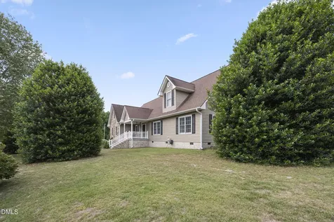 209 N Pointe Drive Louisburg NC 27549