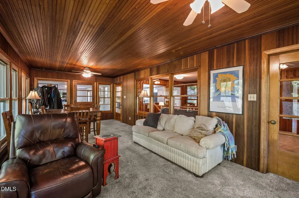 68 Oakwood Drive Chapel Hill NC 27517