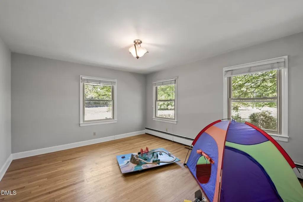 68 Oakwood Drive Chapel Hill NC 27517