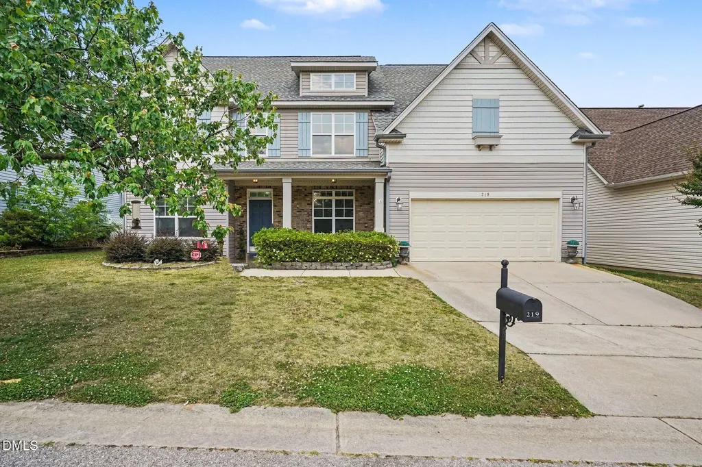 219 E Quailwood Drive Fuquay Varina NC 27526