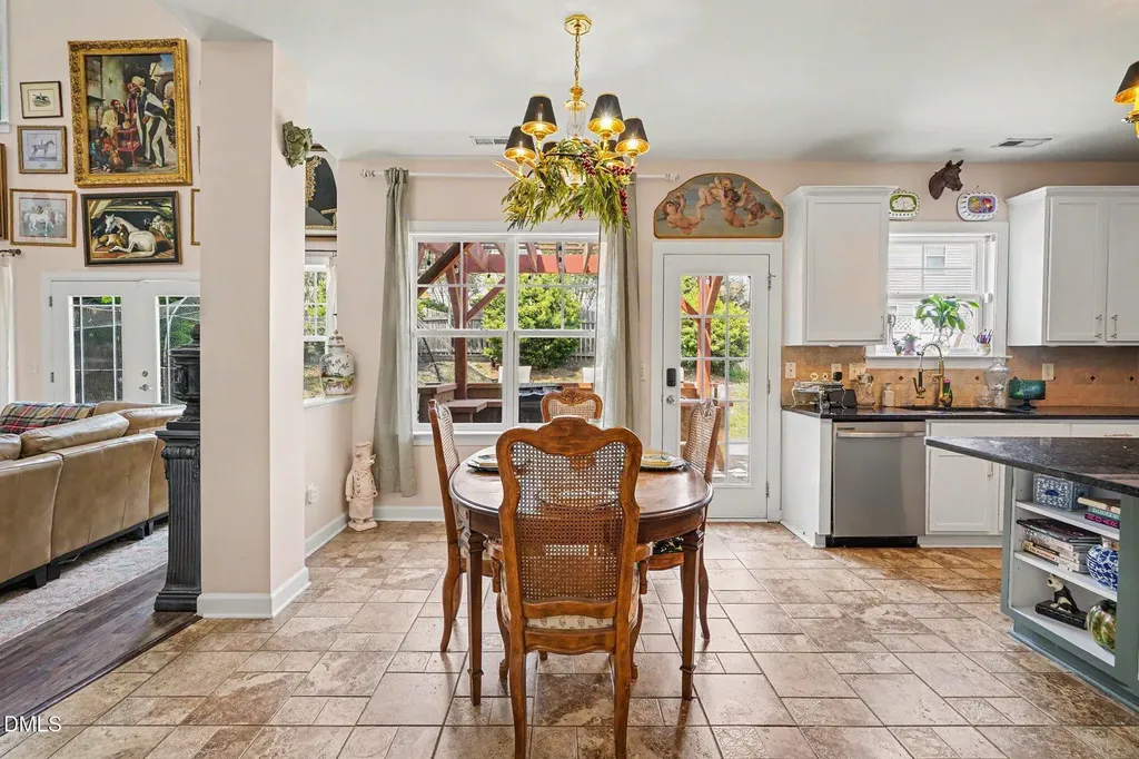 219 E Quailwood Drive Fuquay Varina NC 27526
