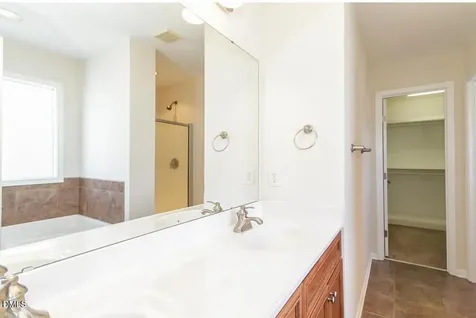 2043 Sinclair Trace Burlington NC 27215