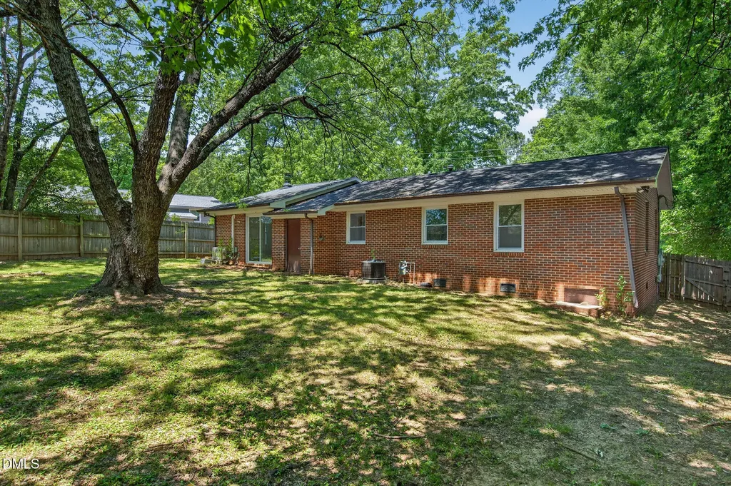 904 Seabrook Road Raleigh NC 27610