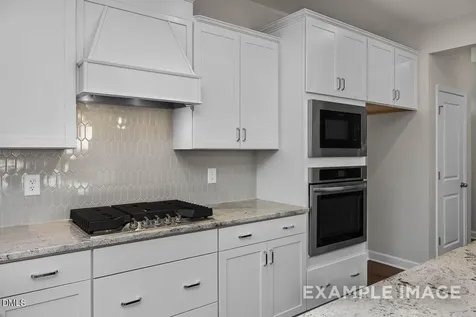 323 Queensferrry Lane Aberdeen NC 28387