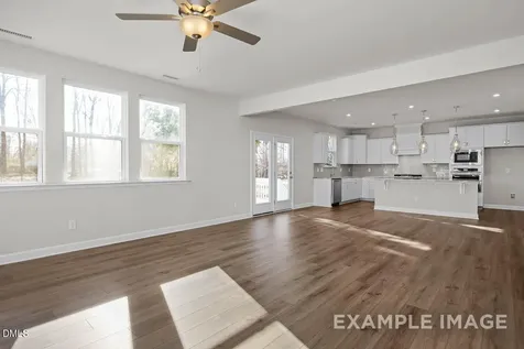 323 Queensferrry Lane Aberdeen NC 28387