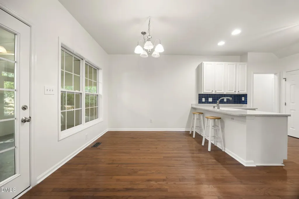 8704 Springhouse Lane Raleigh NC 27617
