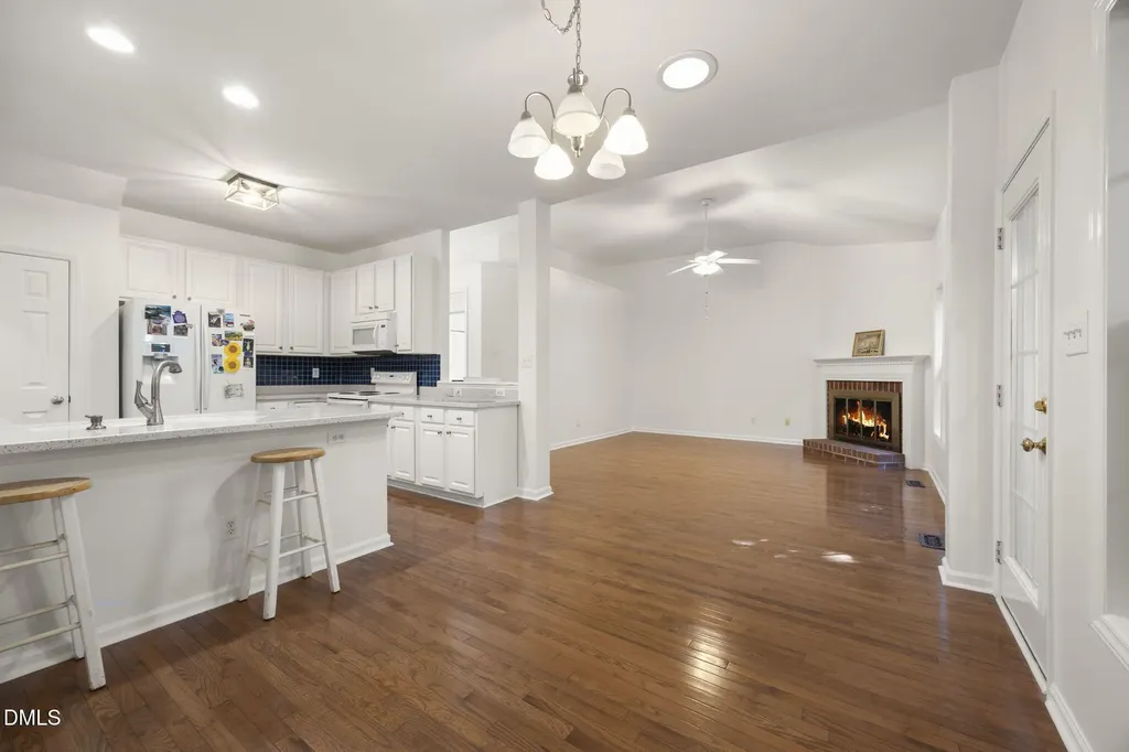 8704 Springhouse Lane Raleigh NC 27617