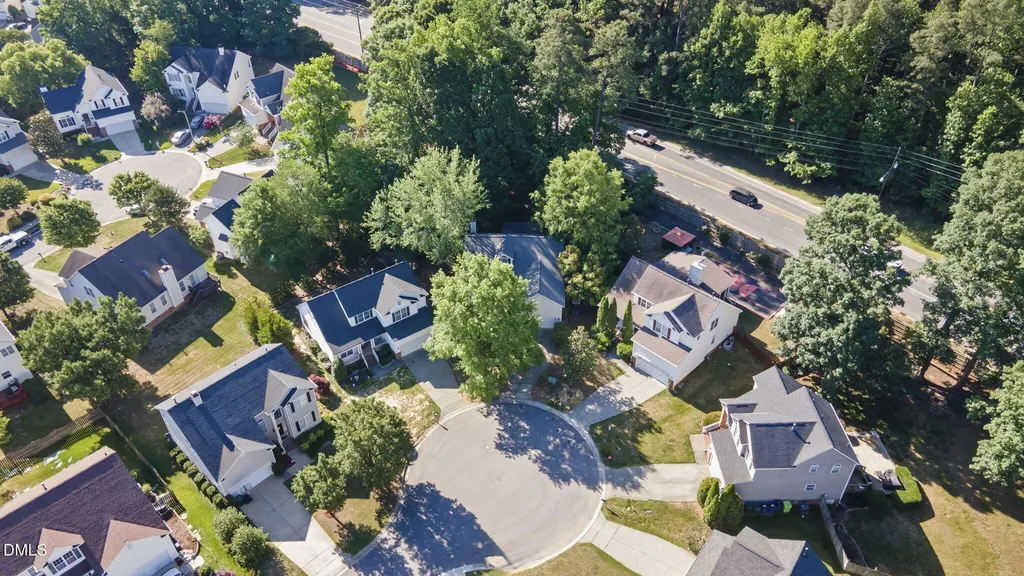 8704 Springhouse Lane Raleigh NC 27617