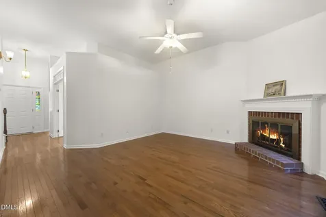 8704 Springhouse Lane Raleigh NC 27617