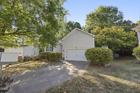 8704 Springhouse Lane Raleigh NC 27617