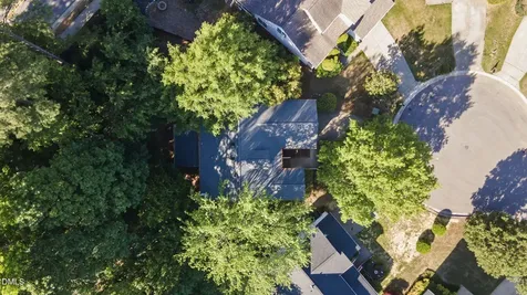 8704 Springhouse Lane Raleigh NC 27617