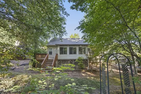 8704 Springhouse Lane Raleigh NC 27617