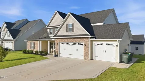 3017 Branscombe Road Fayetteville NC 28306