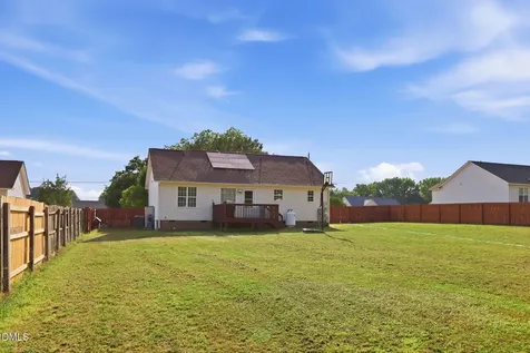 1047 Smith Road Smithfield NC 27577