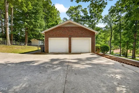 1437 Plantation Circle Asheboro NC 27205