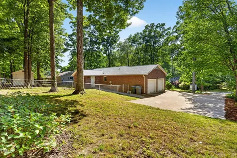 1437 Plantation Circle Asheboro NC 27205