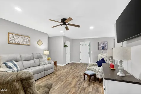 1437 Plantation Circle Asheboro NC 27205