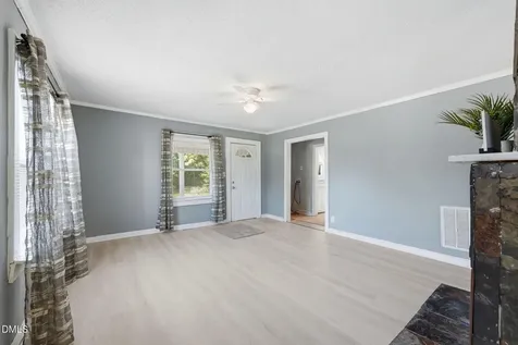 1410 Sharpe Road Burlington NC 27217