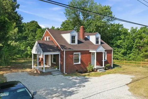 1410 Sharpe Road Burlington NC 27217