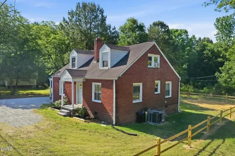 1410 Sharpe Road Burlington NC 27217