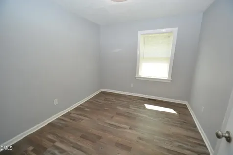 1013 Jeffreys Graham NC 27253