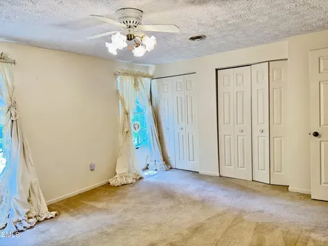 84 Wintergreen Road Henderson NC 27537