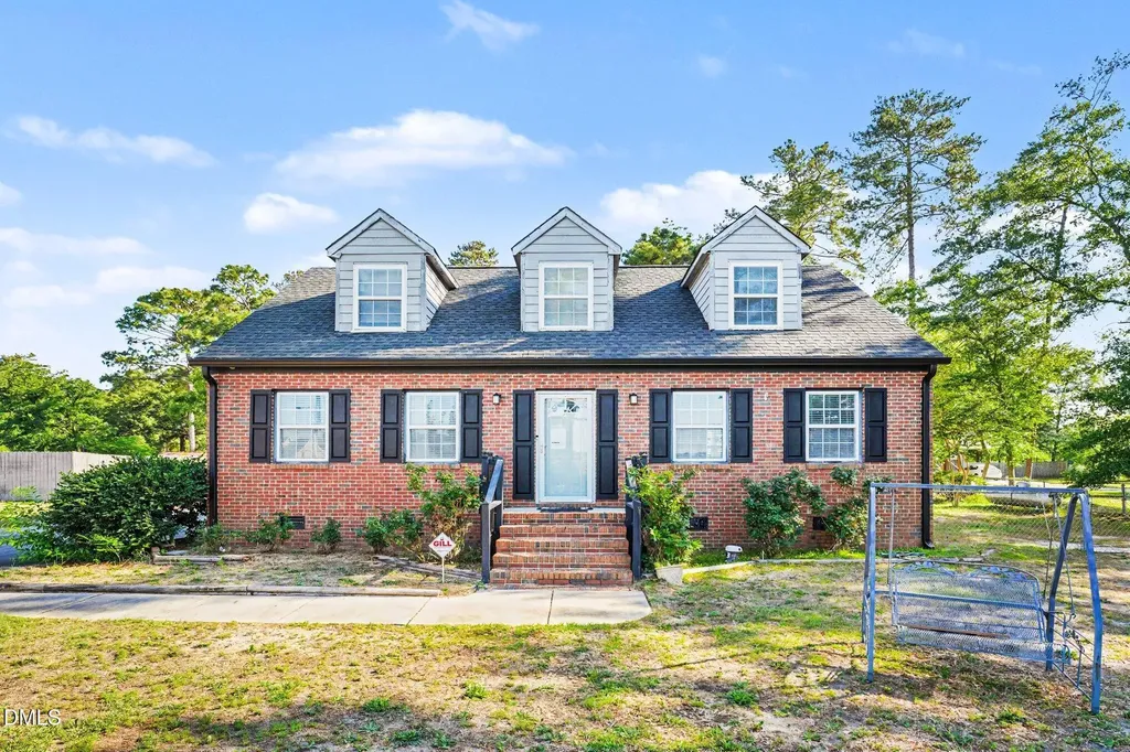 314 Woodington Road Hope Mills NC 28348