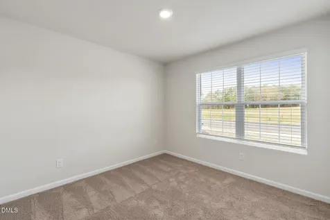 12 Crow Field Street Roxboro NC 27574