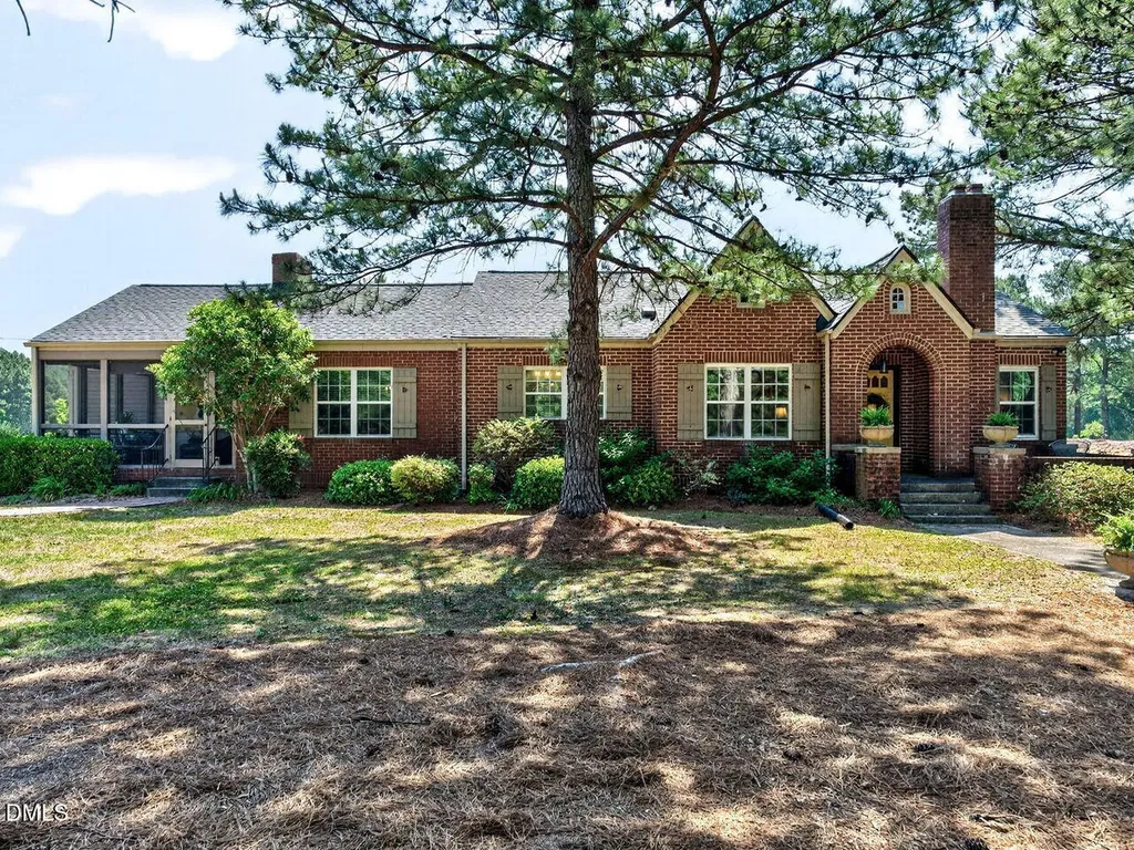 1612 Edgemont Road Wendell NC 27591