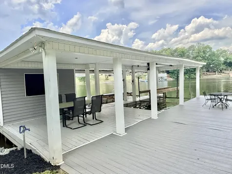 229 Bear Run Lane Roxboro NC 27574