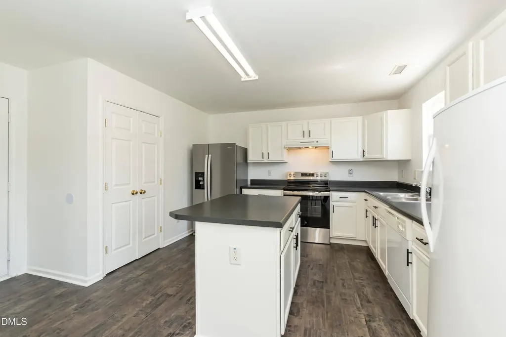 4112 Taylor Oaks Drive Raleigh NC 27616