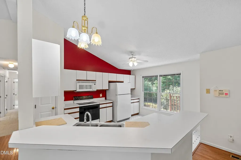 4612 Knightsbridge Way Raleigh NC 27604
