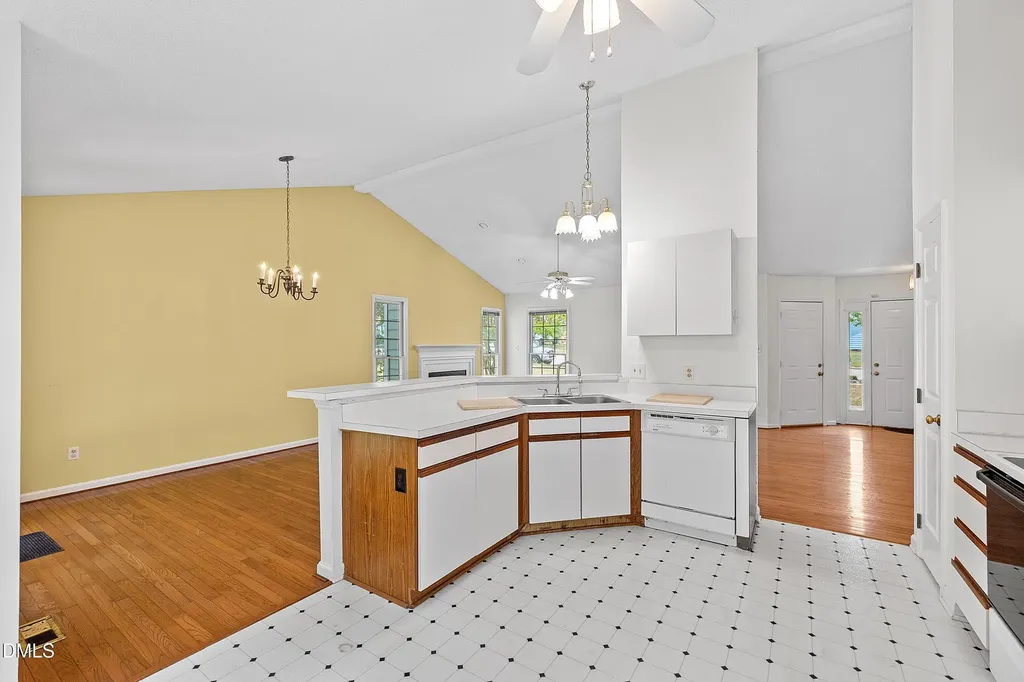 4612 Knightsbridge Way Raleigh NC 27604