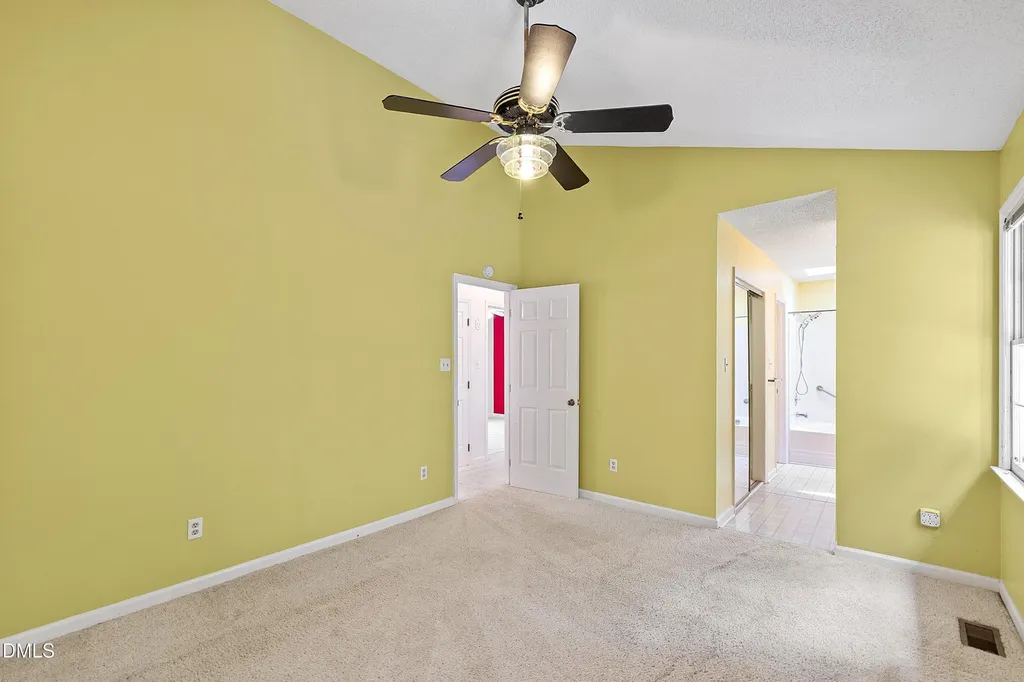 4612 Knightsbridge Way Raleigh NC 27604