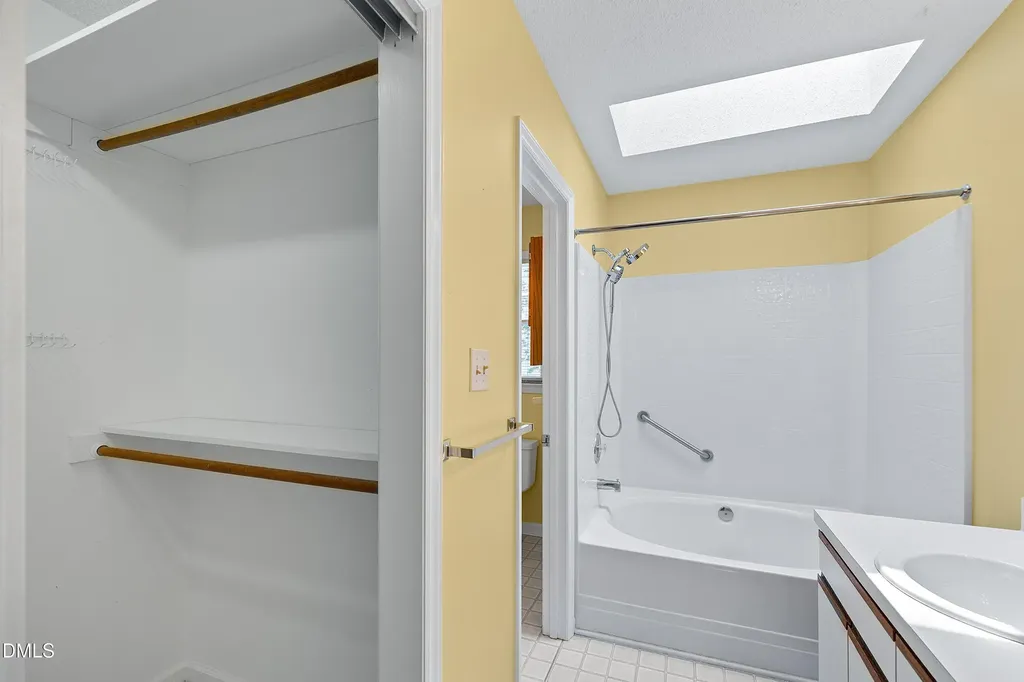 4612 Knightsbridge Way Raleigh NC 27604