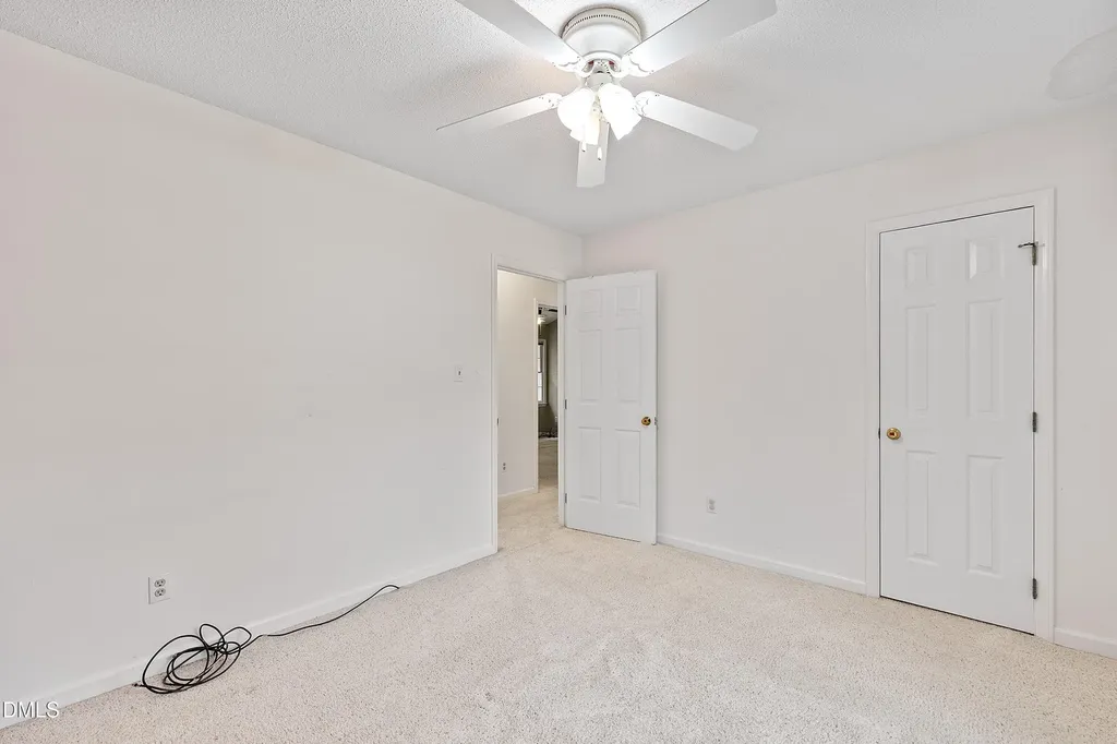 4612 Knightsbridge Way Raleigh NC 27604