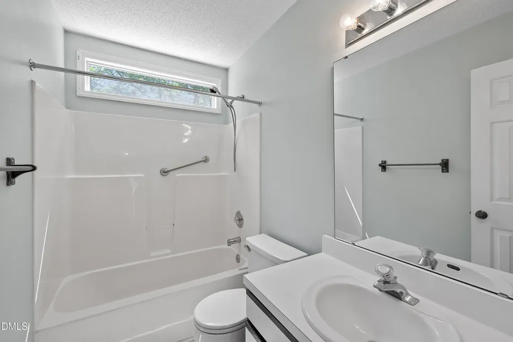 4612 Knightsbridge Way Raleigh NC 27604