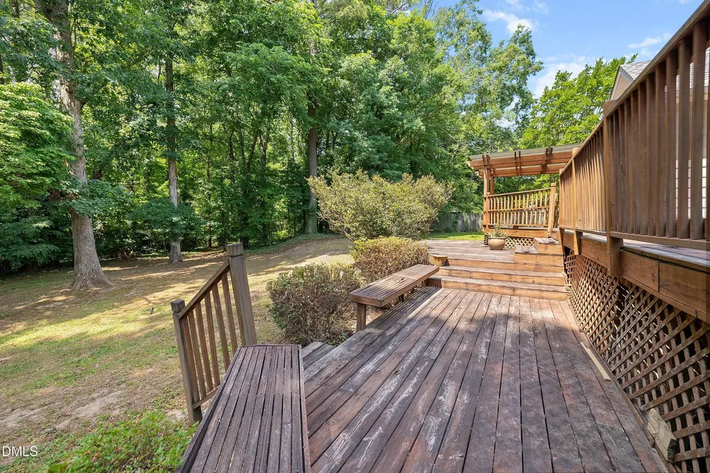 4612 Knightsbridge Way Raleigh NC 27604
